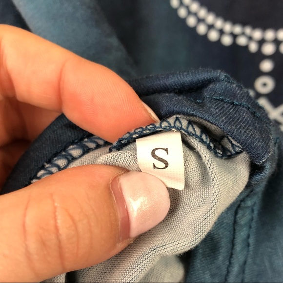 Cute Long Sleeve Top with Fun Design - Picture 4 of 4